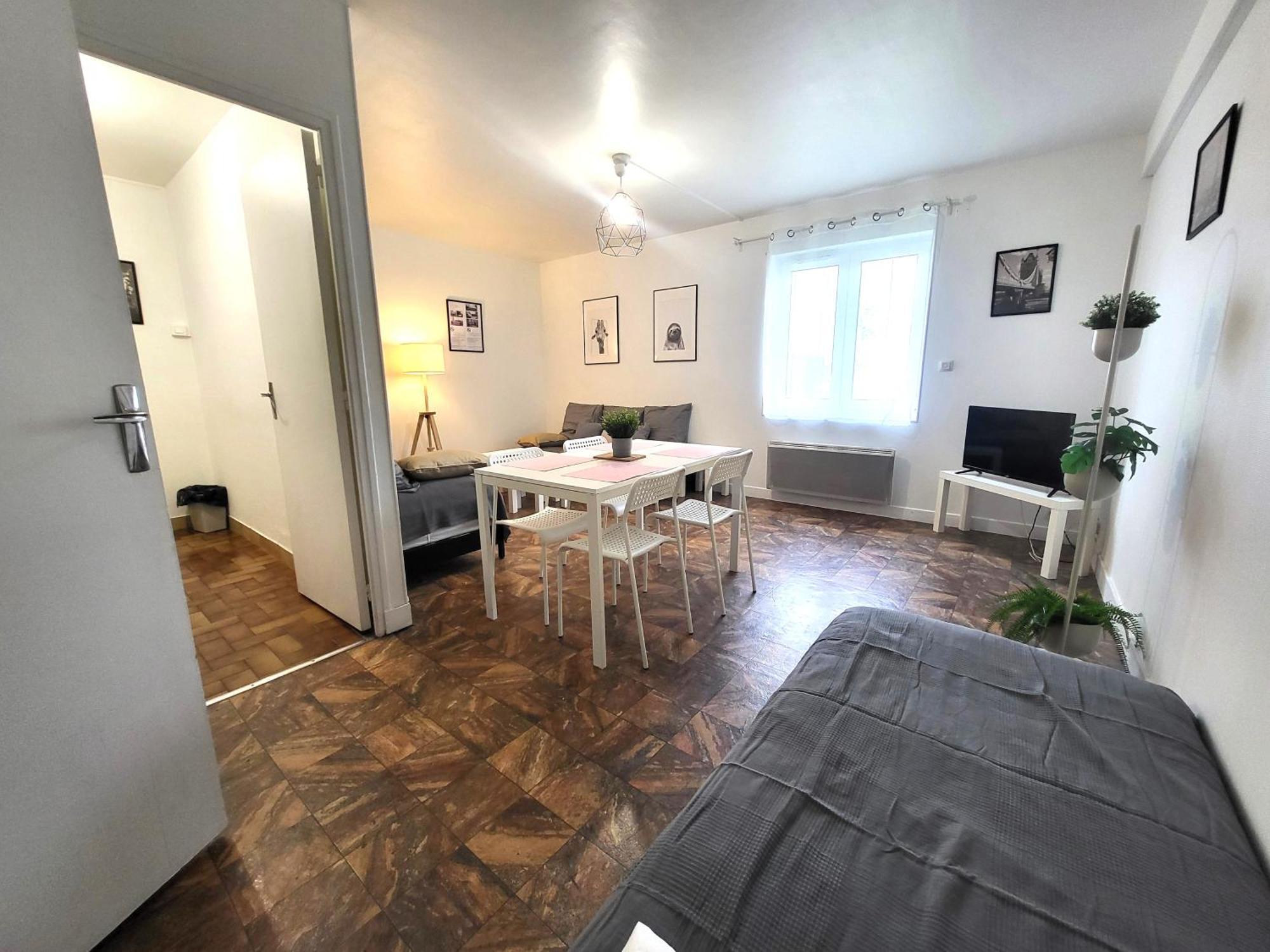 St-Quentin-En-Yvelines Plusieurs Appartements Avec Parking Трап Екстер'єр фото
