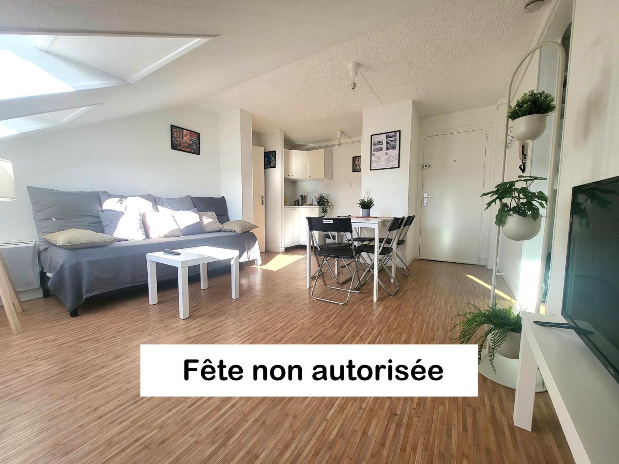 St-Quentin-En-Yvelines Plusieurs Appartements Avec Parking Трап Номер фото