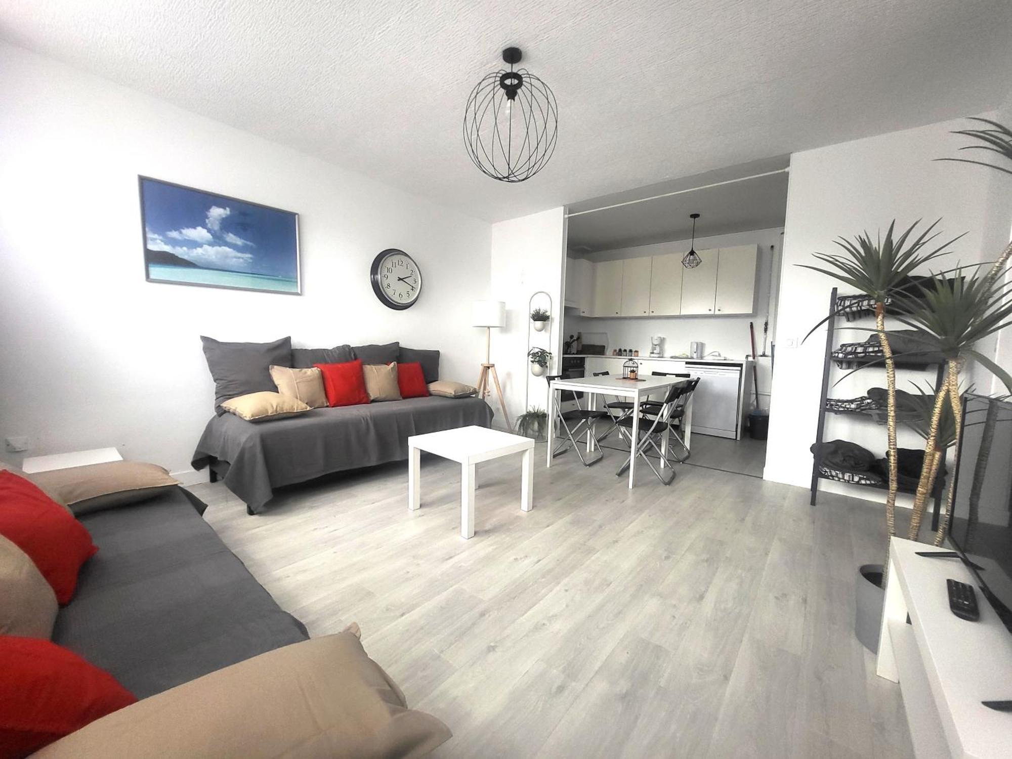 St-Quentin-En-Yvelines Plusieurs Appartements Avec Parking Трап Номер фото